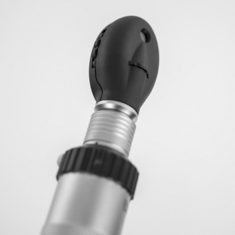 БМ Офтальмоскоп EUROLIGHT E36 LED 2.5 V с шестью апертурами (зеленый фильтр)
